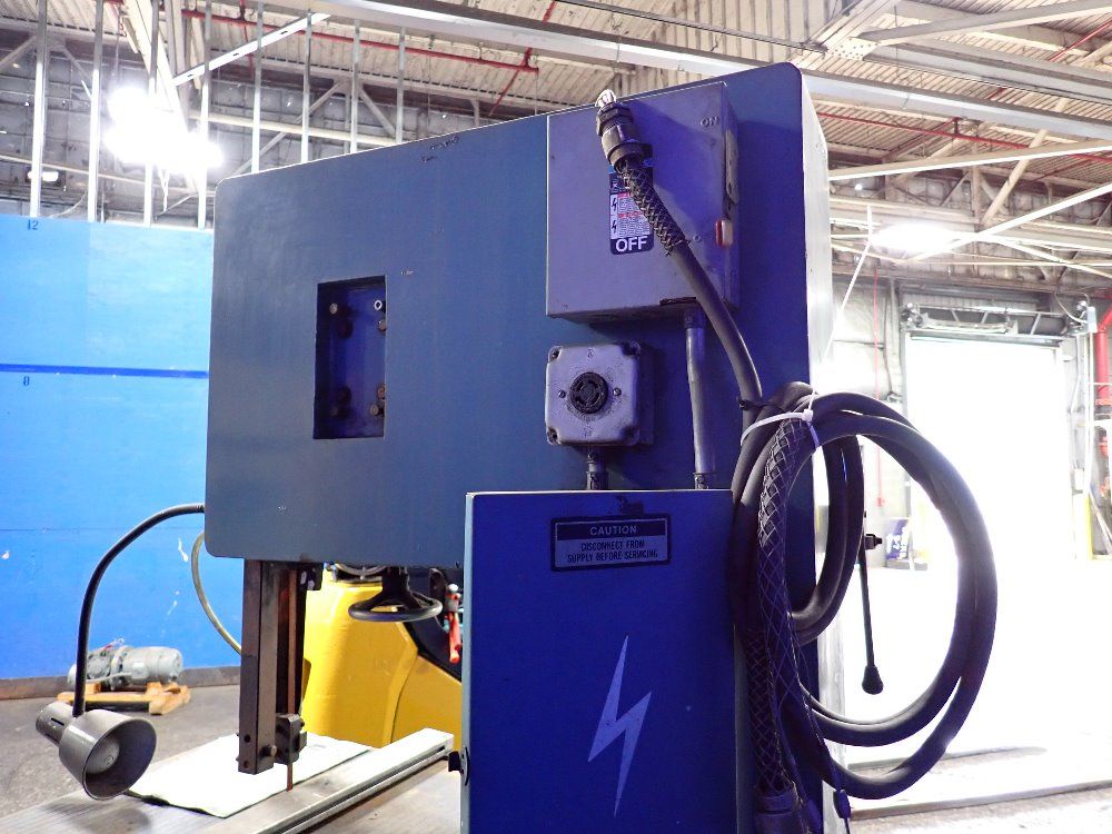 Leten 16 1/4" Vertical Band Saw - Dcm-4