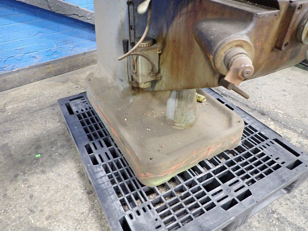 Millport 9" X 42" Table Vertical Mill - 2