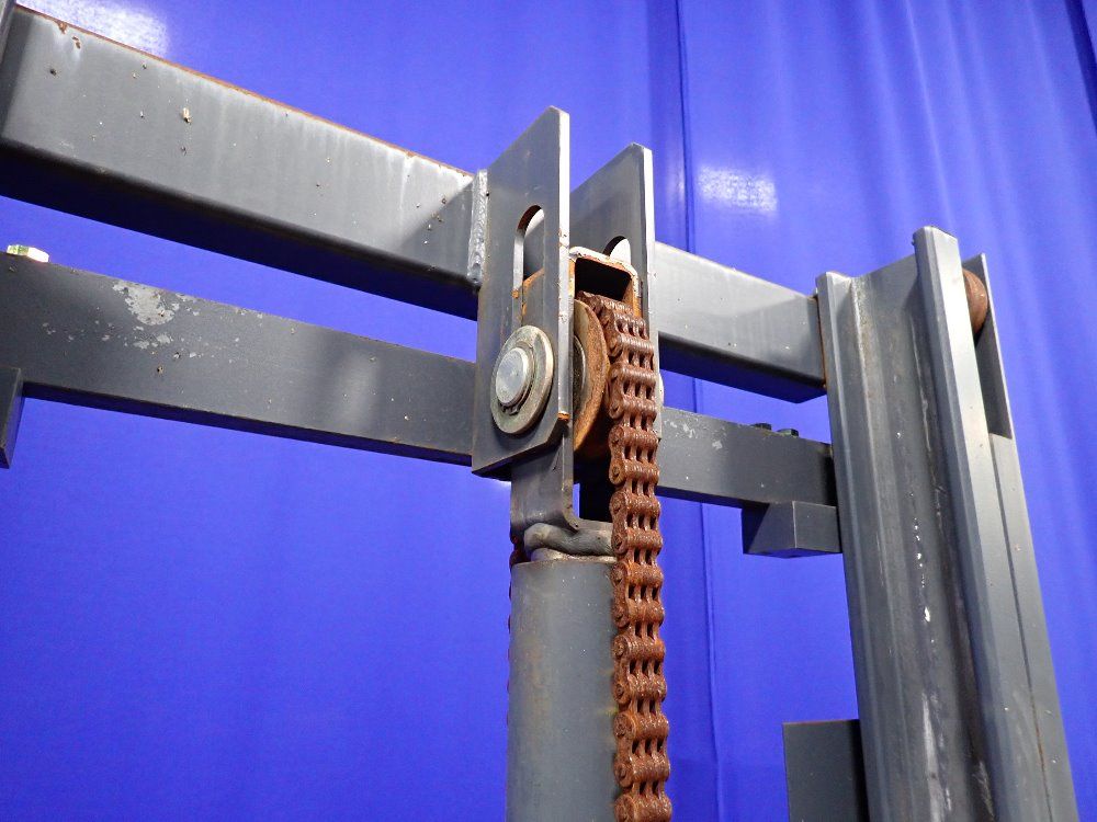 Multiton 2200 Lbs Straddle Lift - Sw22-112