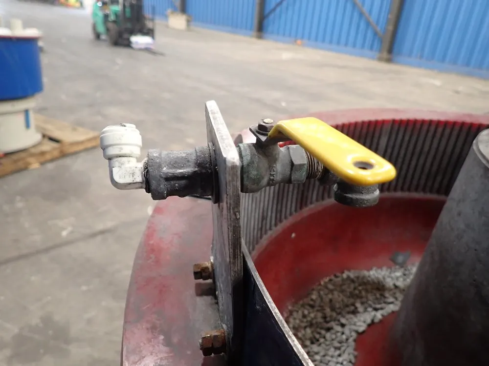 Giant Vibratory Finisher - Gb-3