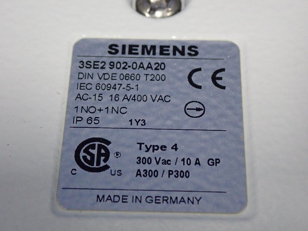 Siemens Momentary Contact Footswitch - 3se2 902-0aa20