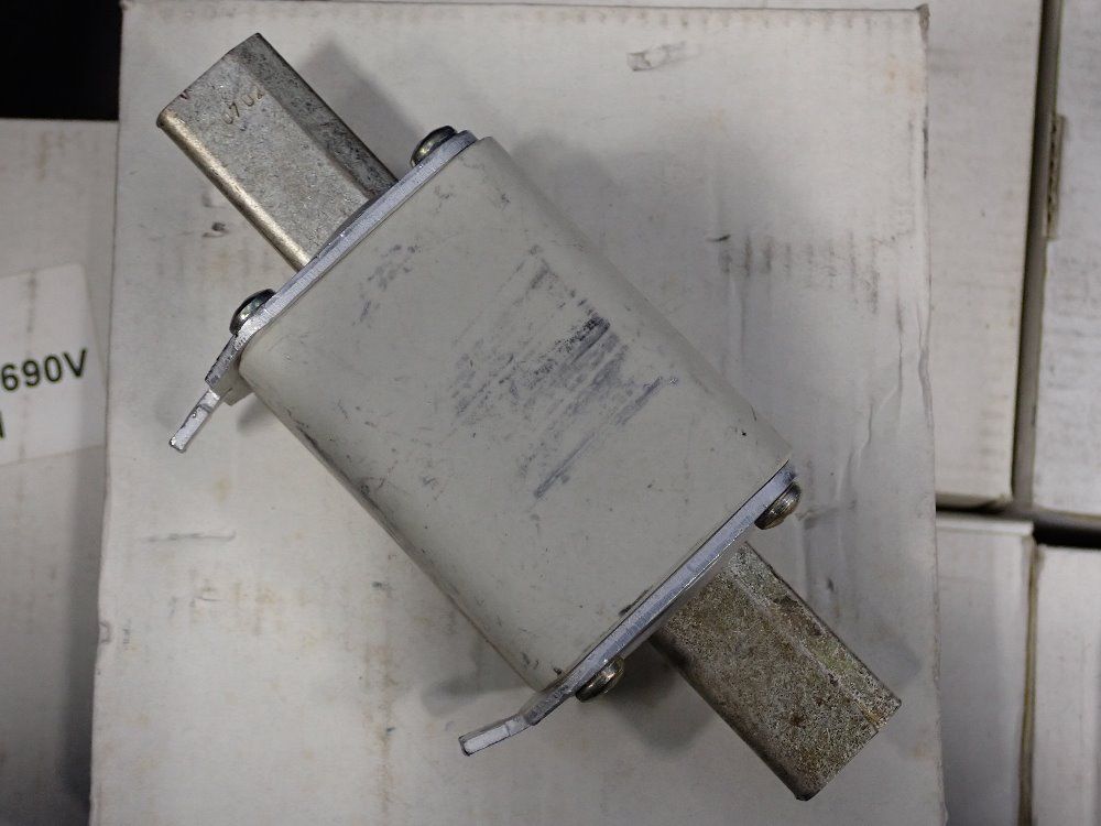 M. Schneider Fuse - Nh-1