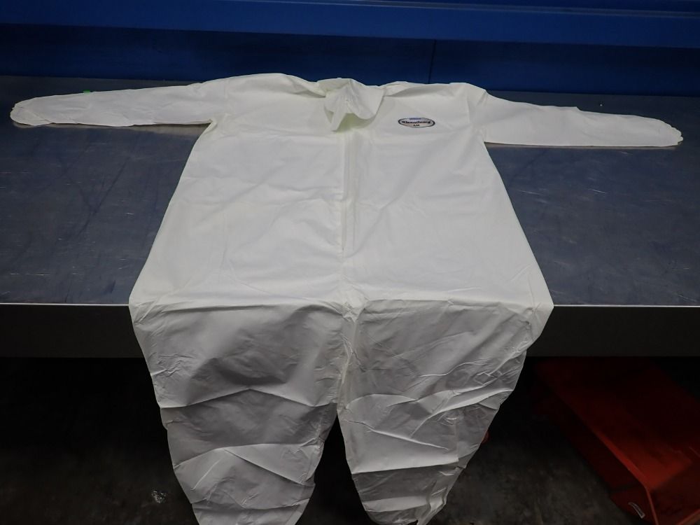 Kimberly-clark Kleen Guard Suite - A40