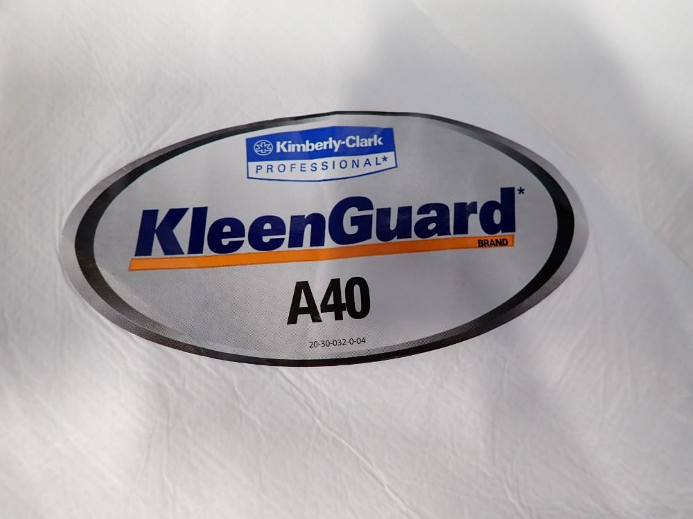 Kimberly-clark Kleen Guard Suite - A40