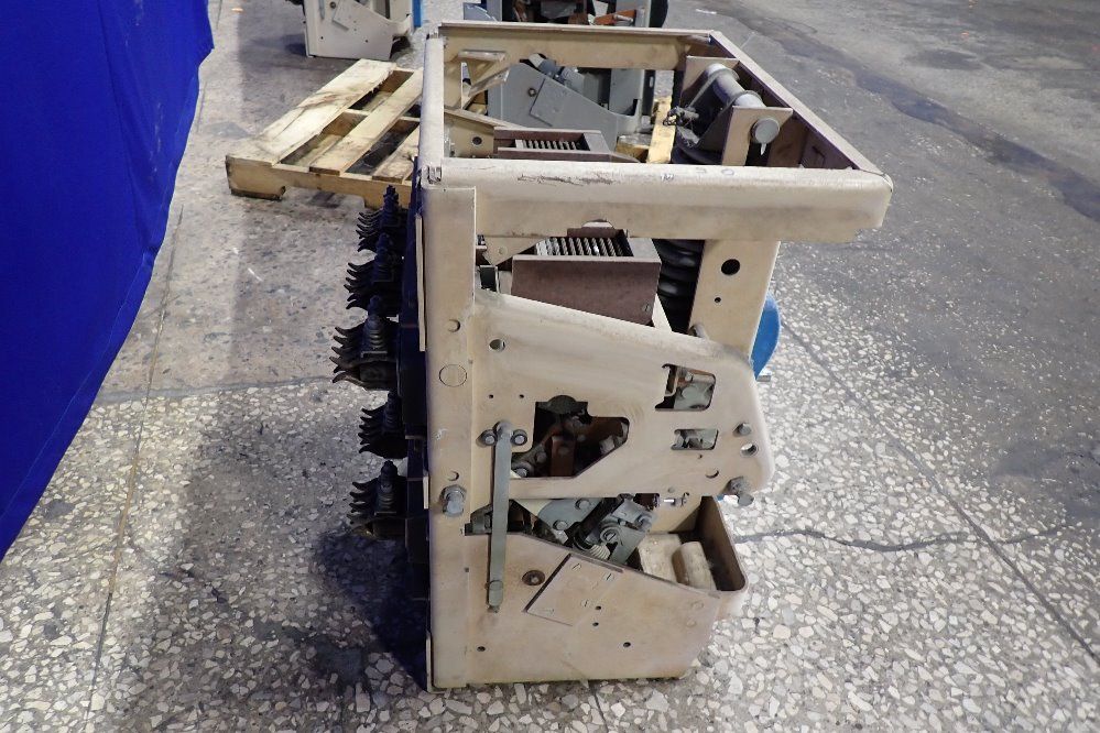 General Electric 1600 Amps Circuit Breaker - 2a-50