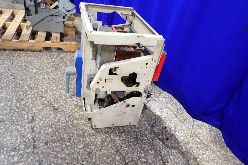 General Electric 1600 Amps Circuit Breaker - 2a-50