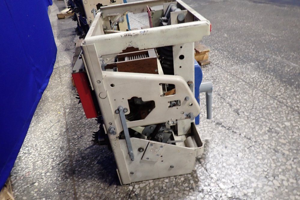 General Electric 1600 Amps Circuit Breaker - 2a-50