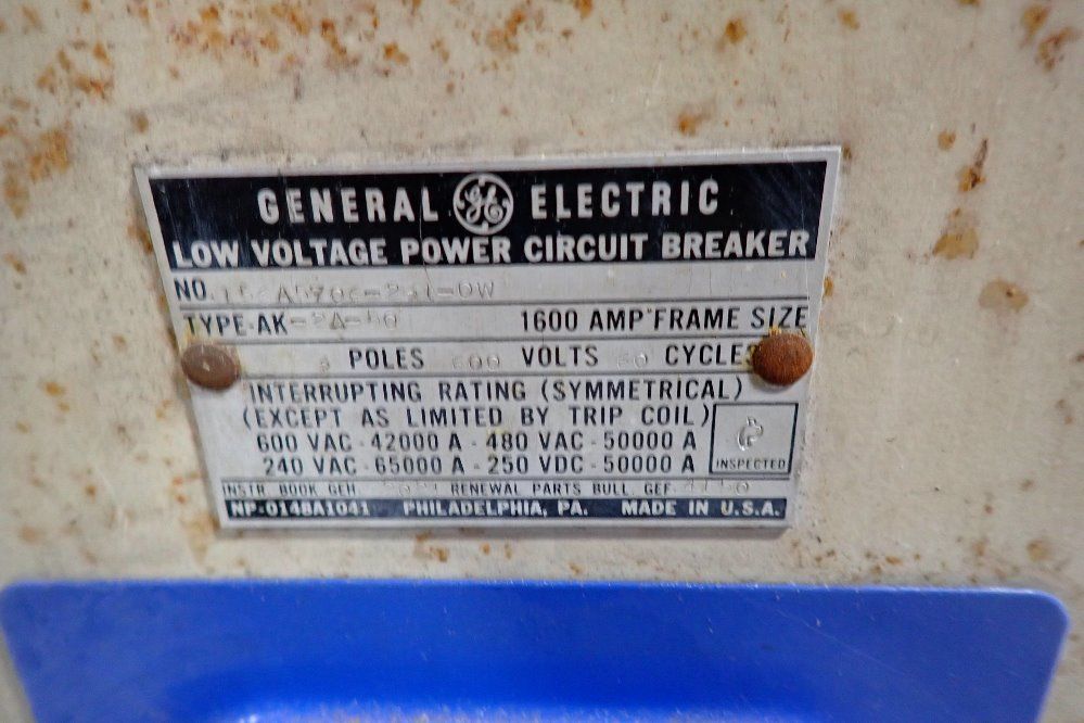 General Electric 1600 Amps Circuit Breaker - 2a-50