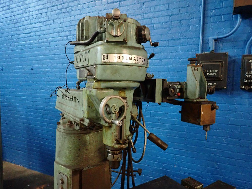 Cincinnati Vertical Mill