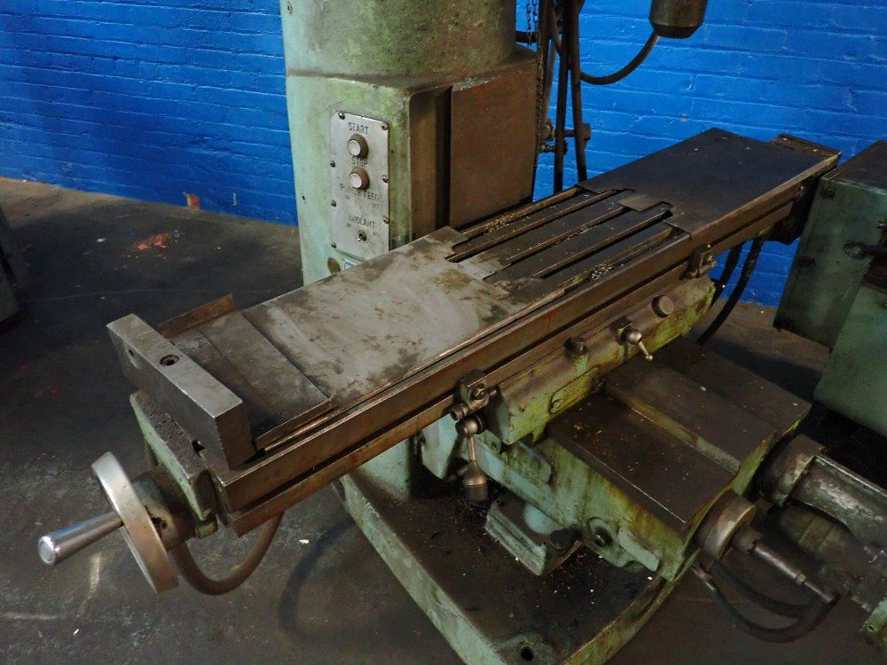 Cincinnati Vertical Mill