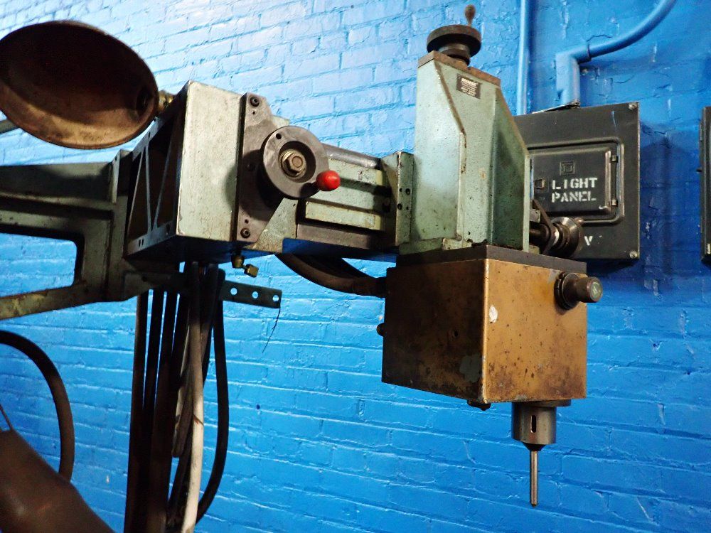 Cincinnati Vertical Mill