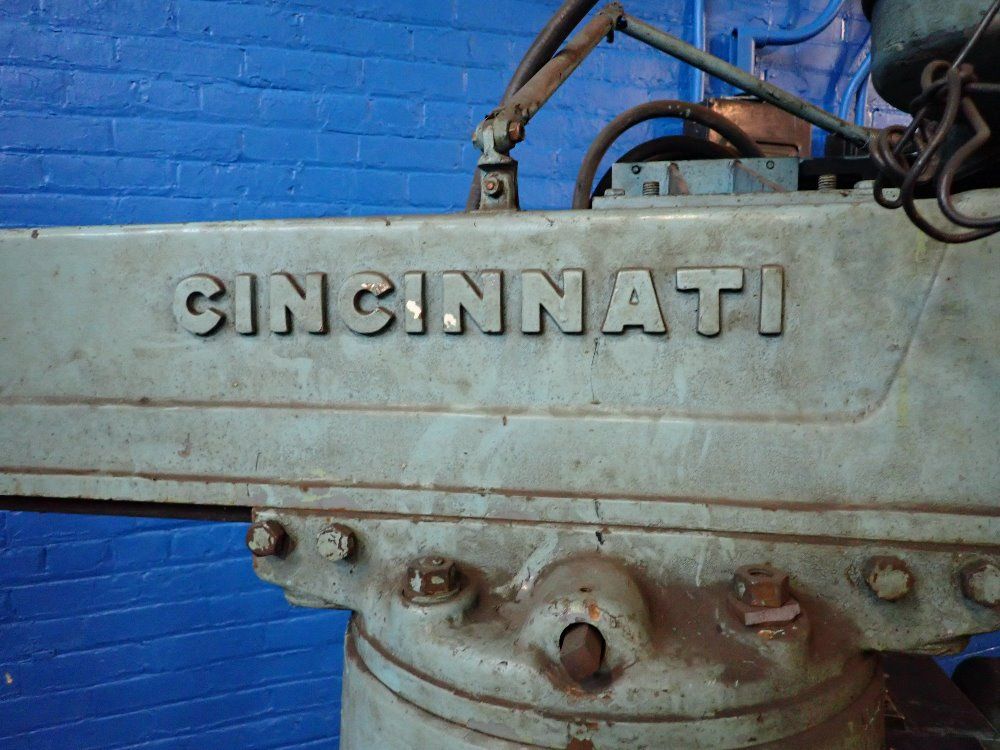 Cincinnati Vertical Mill