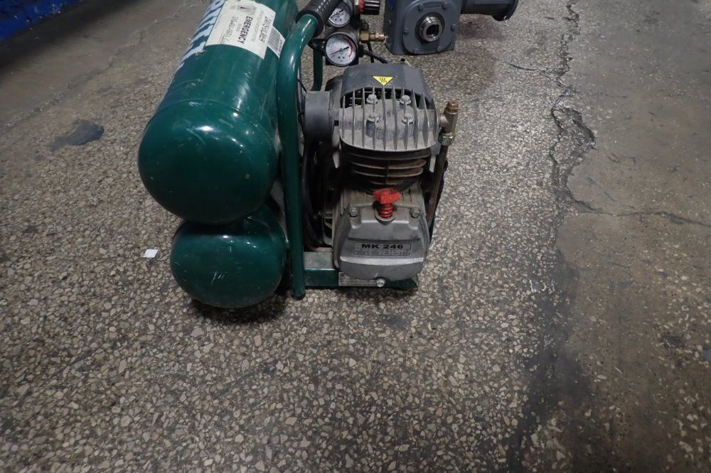 The Bull/lolair Air Compressor - Fc2002