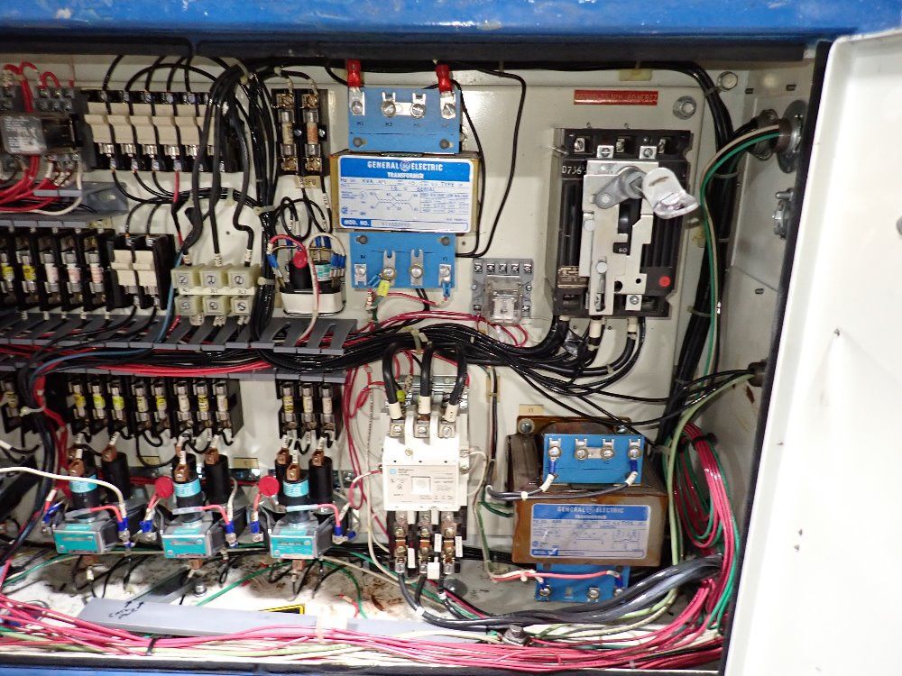 Van Dorn Injection Molder - 80-rs-3 1/2