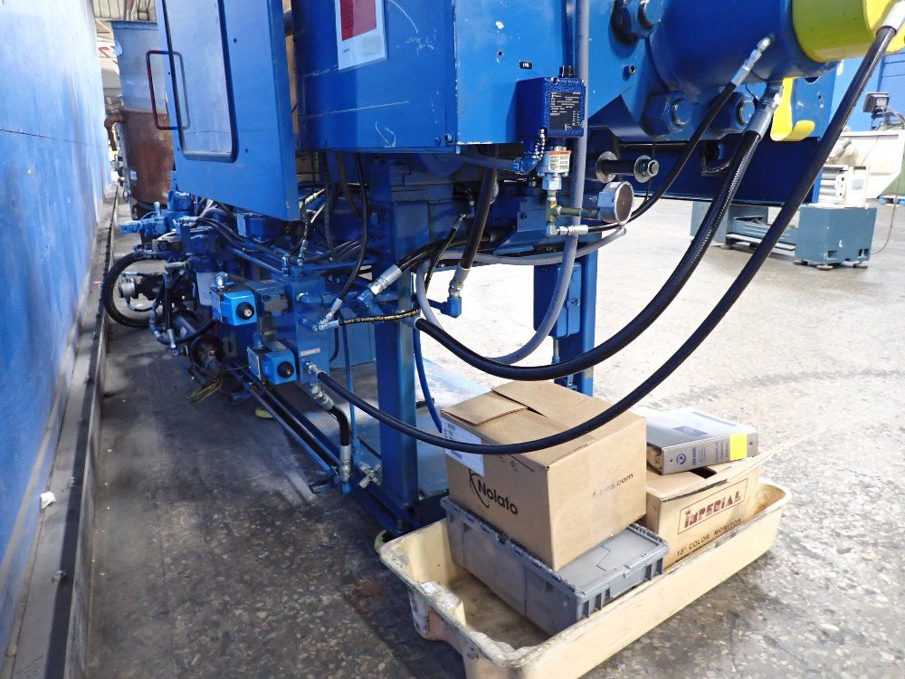 Van Dorn Injection Molder - 80-rs-3 1/2