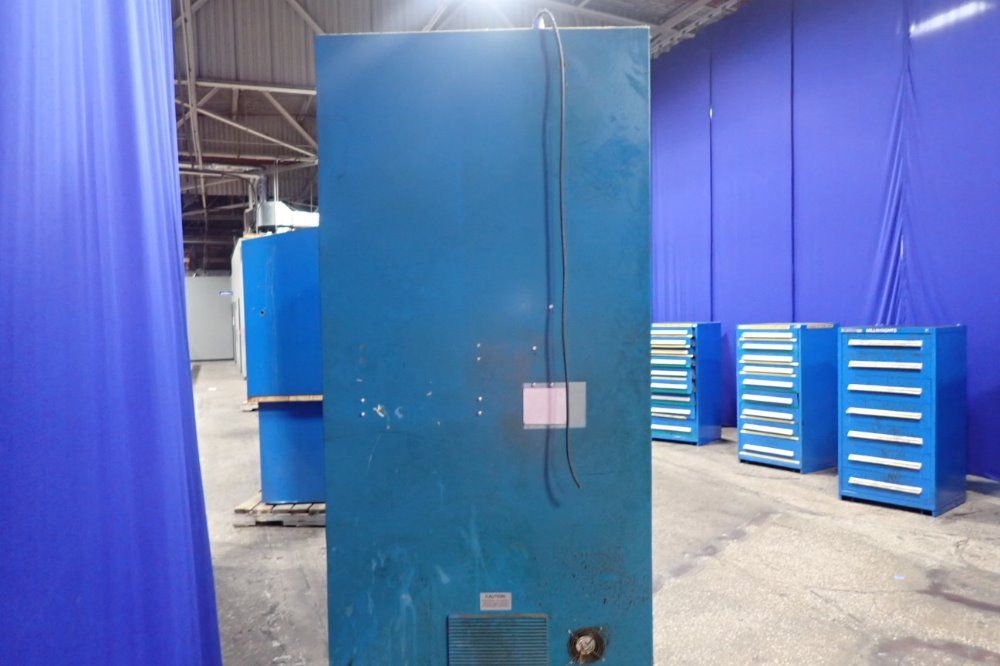 Royal Variset 34" X 79" Tool Management System