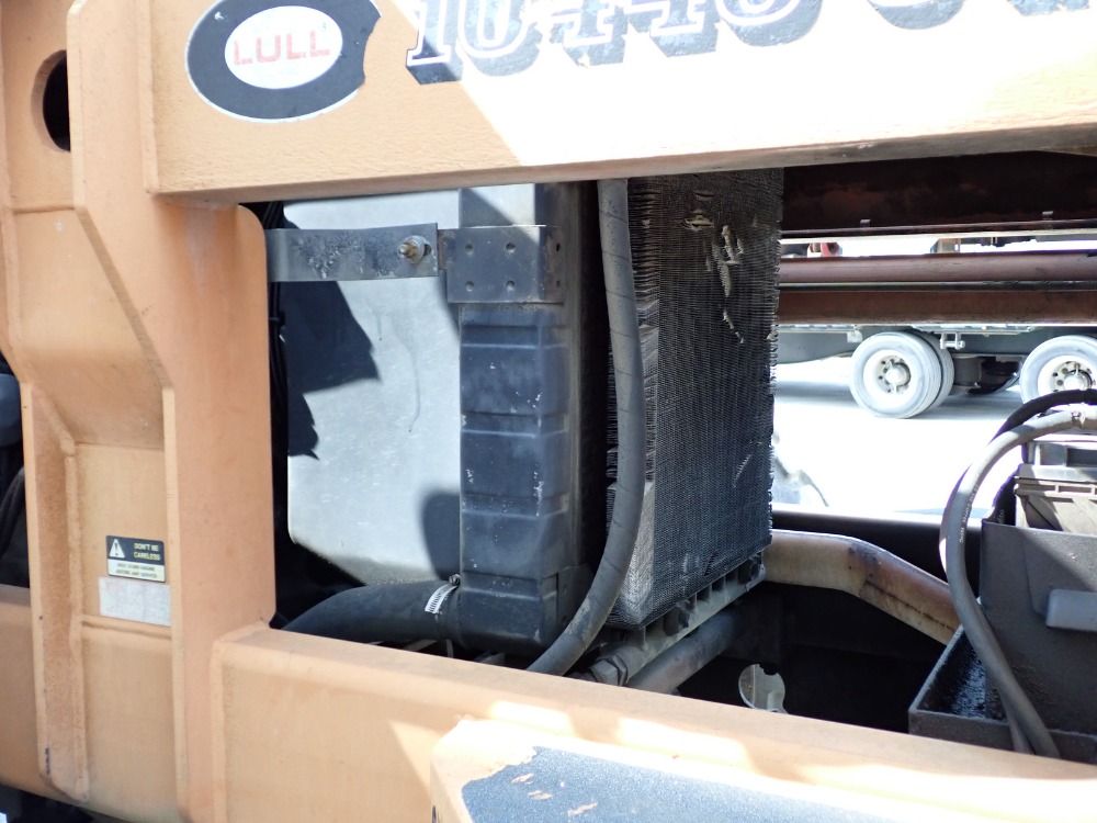 Lull Highlander Telehandler - 1044c-54