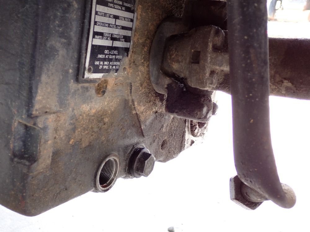 Lull Highlander Telehandler - 1044c-54