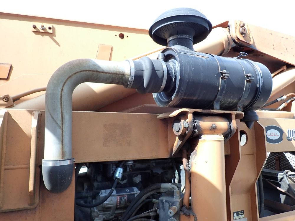 Lull Highlander Telehandler - 1044c-54