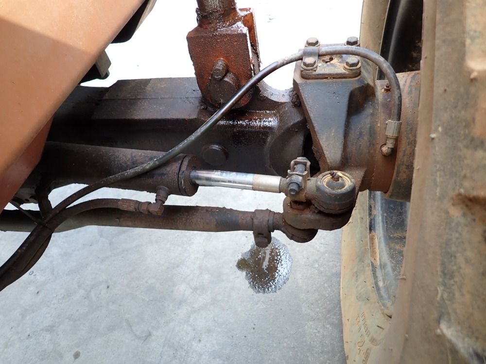 Lull Highlander Telehandler - 1044c-54