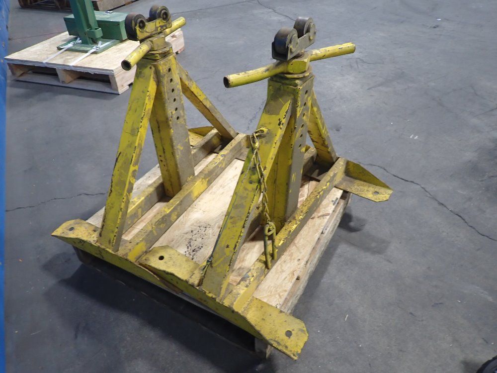  Steel Pipe Stands