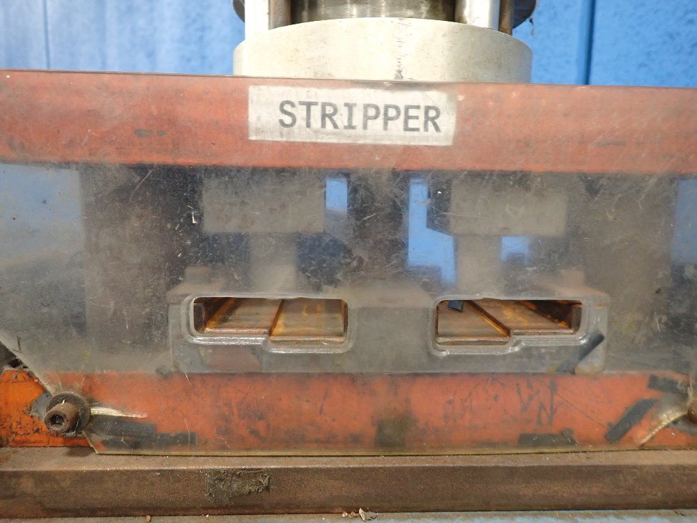  Stripper