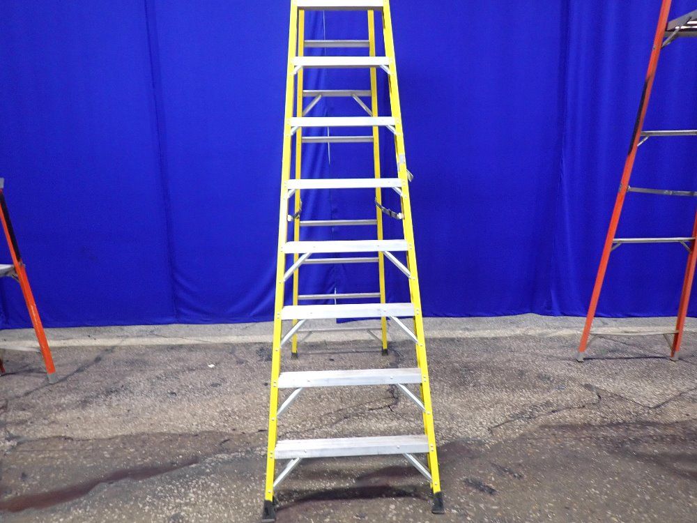 Used Full Metal Boot Ladder | HGR Industrial Surplus