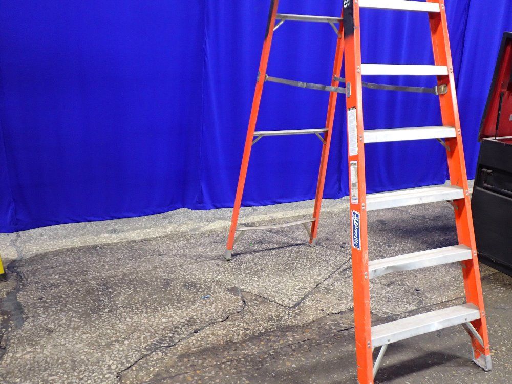 Used Full Metal Boot Ladder | HGR Industrial Surplus