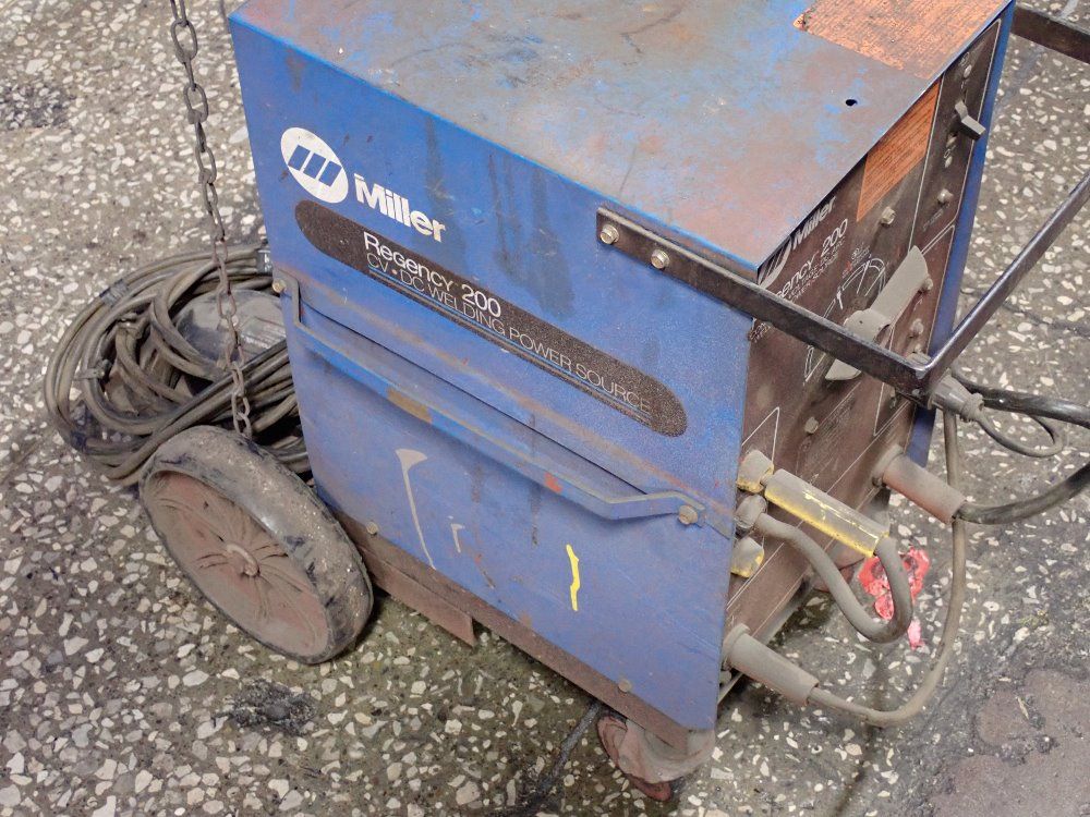 Miller Miller Regency 200 Welder