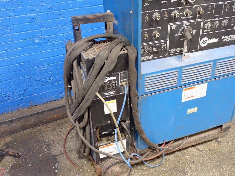 Miller Miller Syncrowave 350 Welder