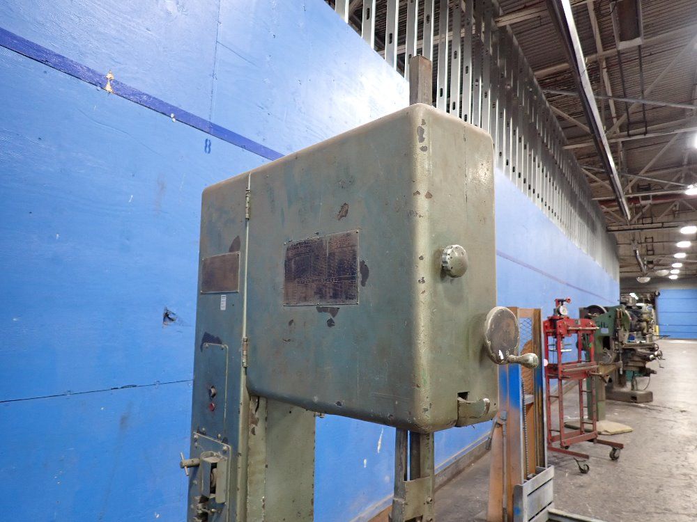  18 Vertical Band Saw