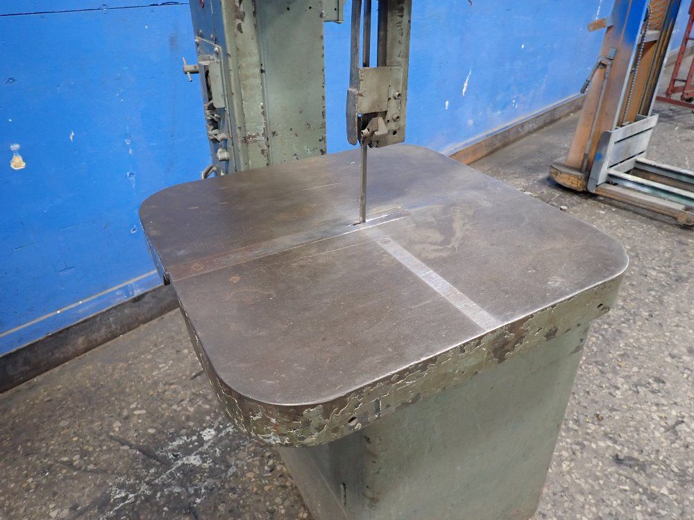  18 Vertical Band Saw