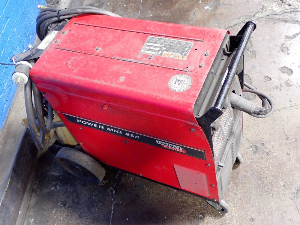 Lincoln Electric Lincoln Power Mig 255 Welder