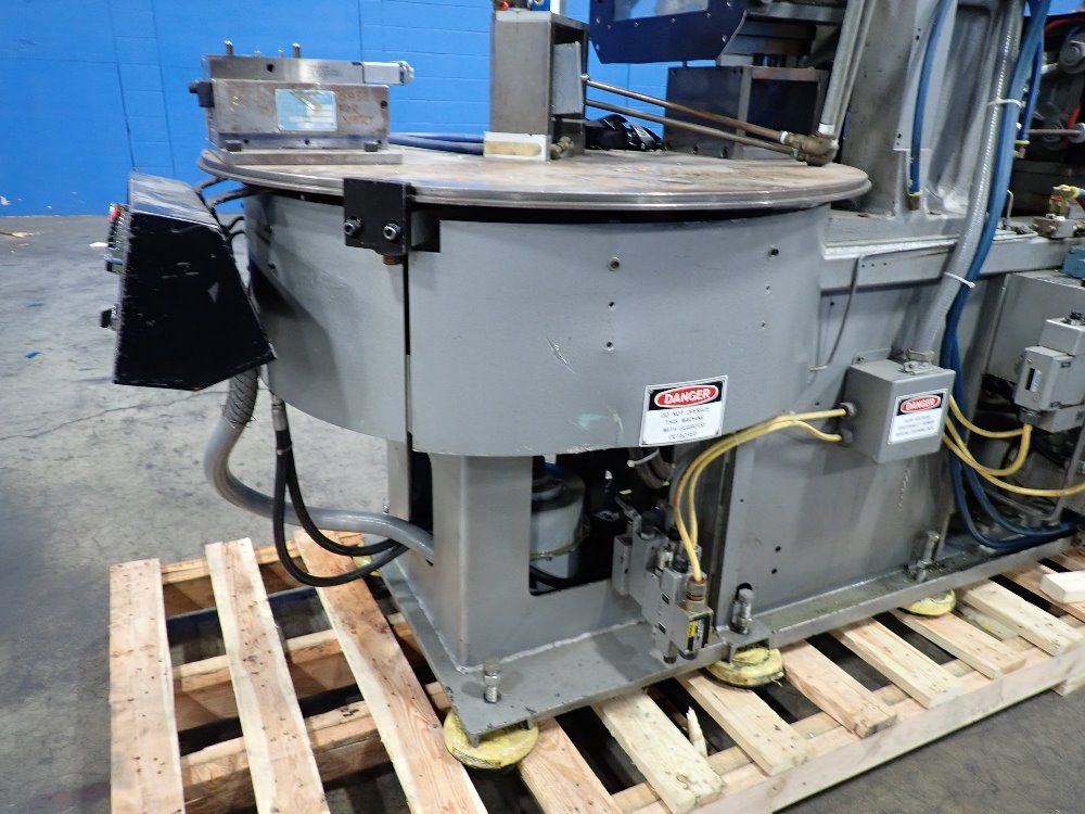 Newbury 1990 Newbury V230ars Injection Molder