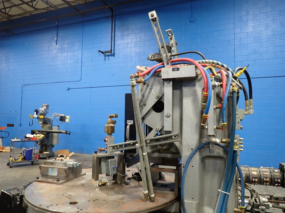 Newbury 1990 Newbury V230ars Injection Molder