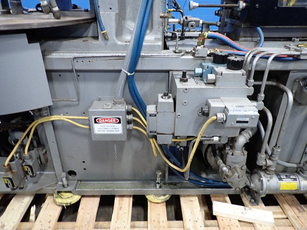 Newbury 1990 Newbury V230ars Injection Molder