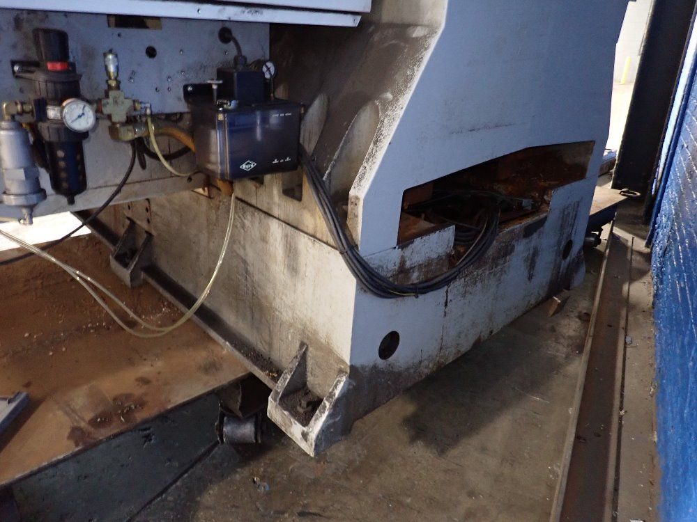 Haas 2009 Haas Vf650 Cnc Vmc