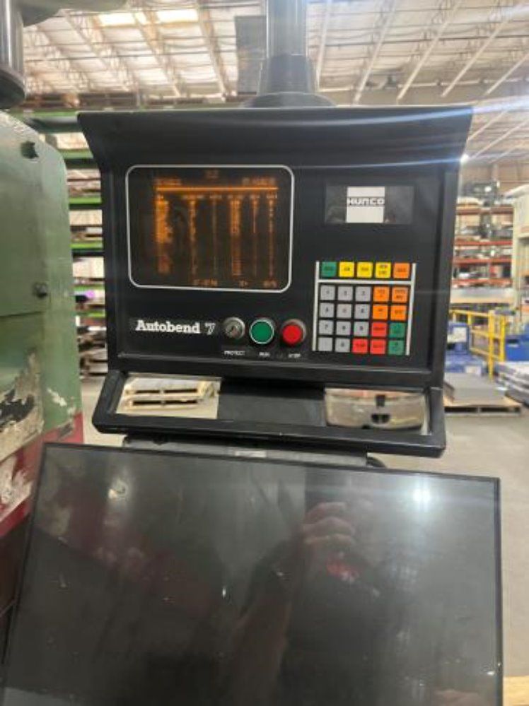 Cincinnati Cincinnati 135 Ton Press Brake