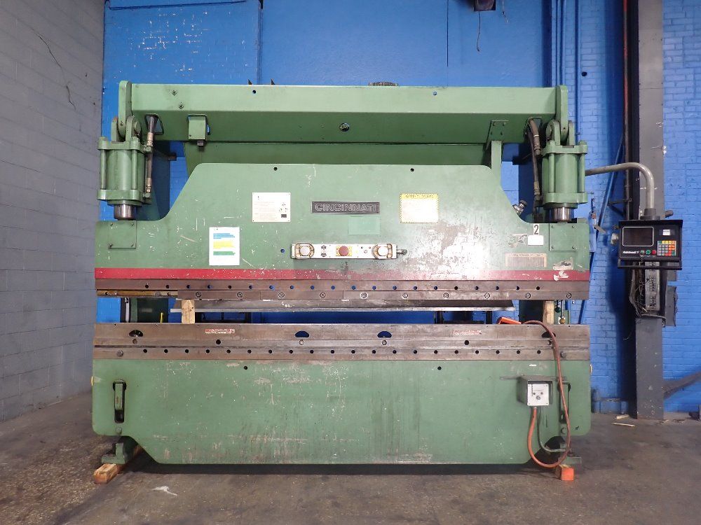 Cincinnati Cincinnati 135 Ton Press Brake