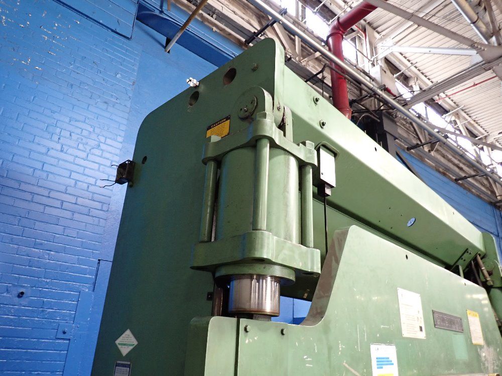 Cincinnati Cincinnati 135 Ton Press Brake