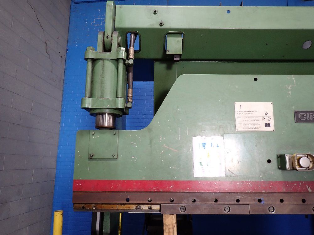 Cincinnati Cincinnati 135 Ton Press Brake