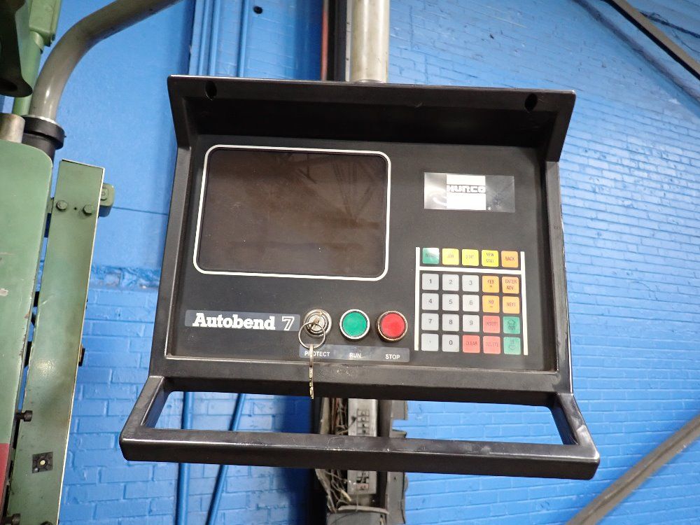 Cincinnati Cincinnati 135 Ton Press Brake