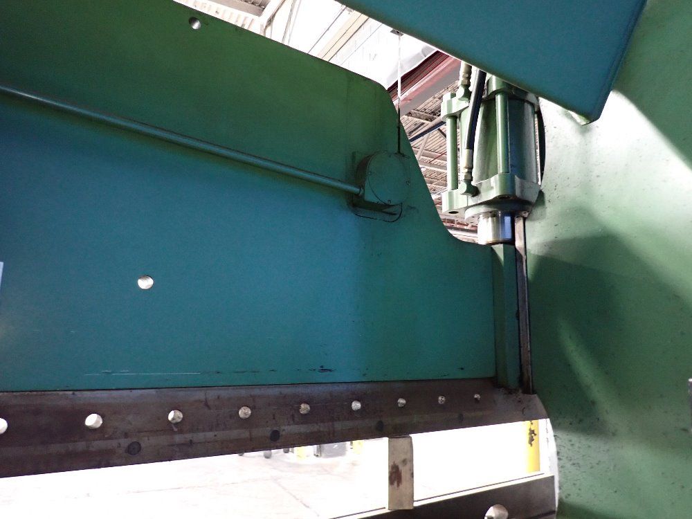 Cincinnati Cincinnati 135 Ton Press Brake