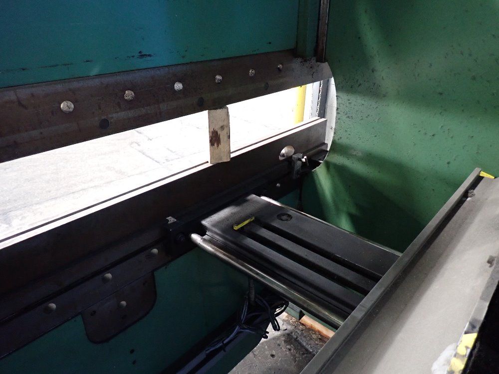Cincinnati Cincinnati 135 Ton Press Brake