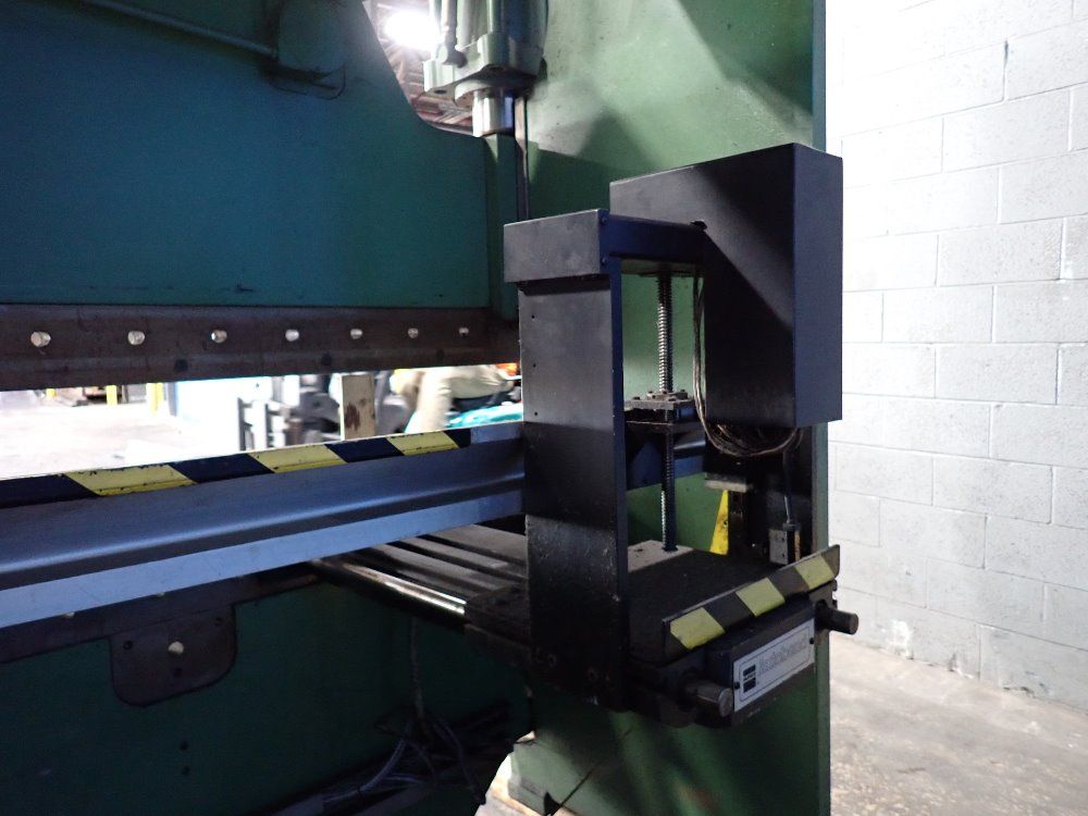 Cincinnati Cincinnati 135 Ton Press Brake