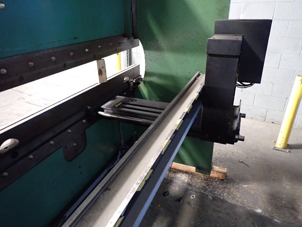 Cincinnati Cincinnati 135 Ton Press Brake