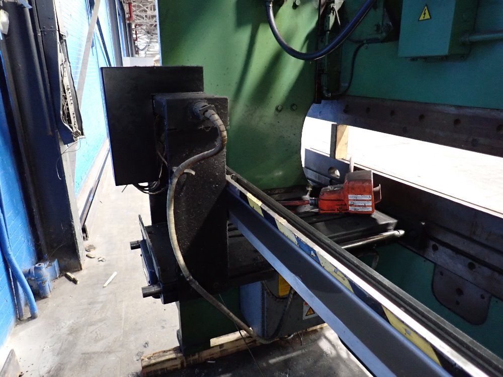 Cincinnati Cincinnati 135 Ton Press Brake