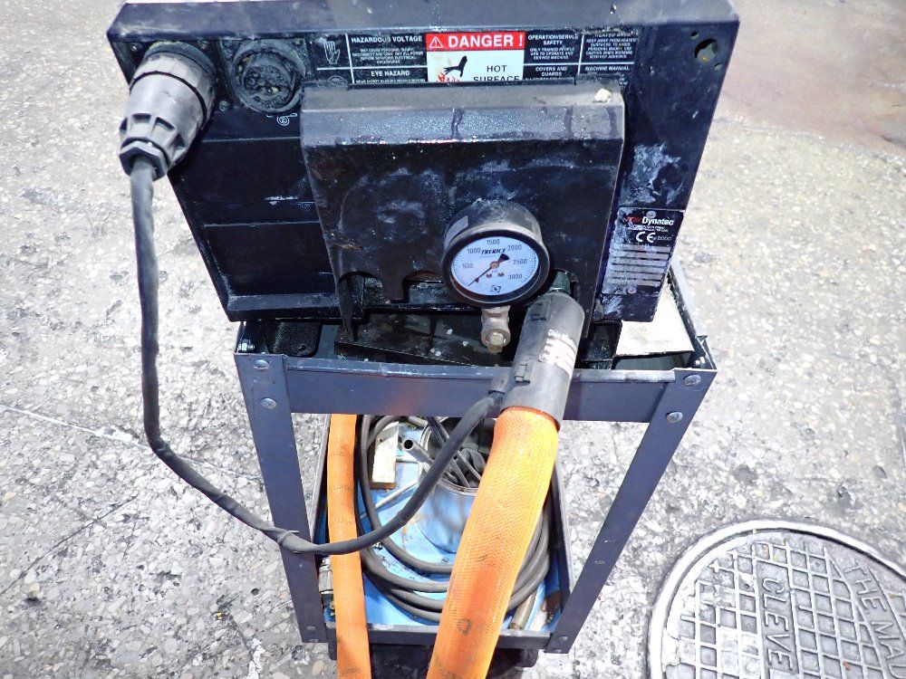 Dynatec 3000psi Melt Feeder