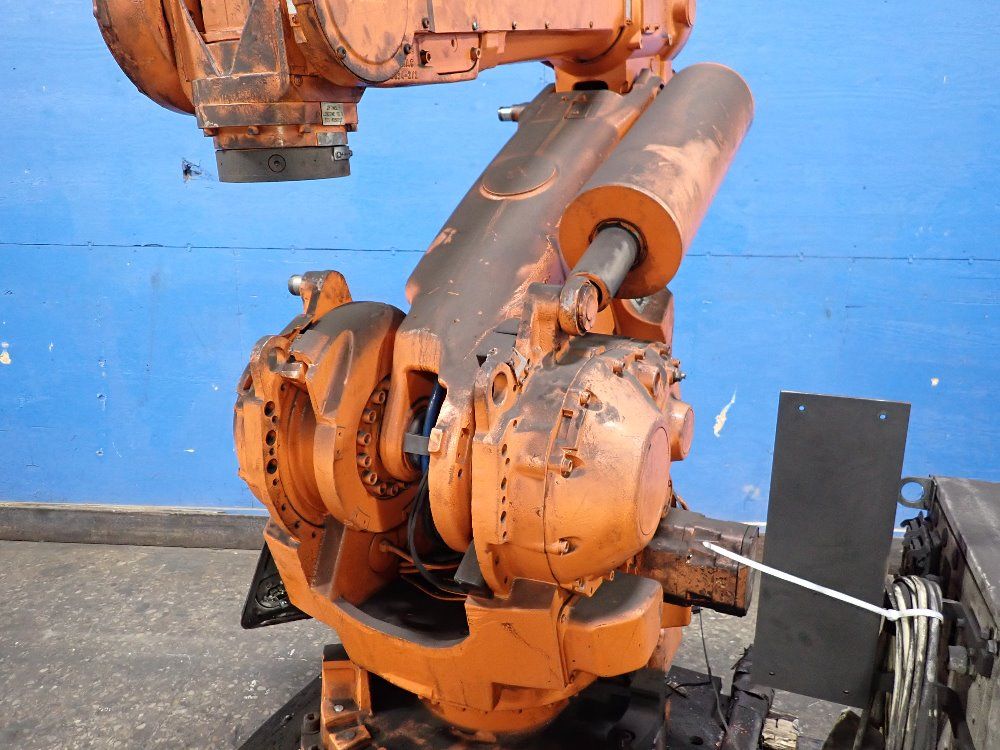 Abb 2004 Abb Irb 6400r M000 Robot