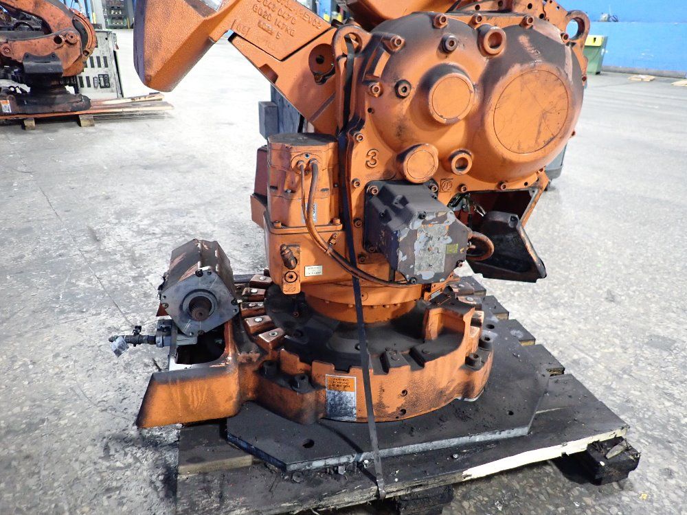 Abb 2004 Abb Irb 6400r M000 Robot